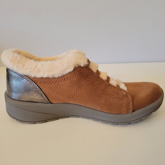 Bzees Golden Cozy Comfort Lightweight Shoe Bootie with Faux Fur Collar Size 8 - Picture 7 of 12
